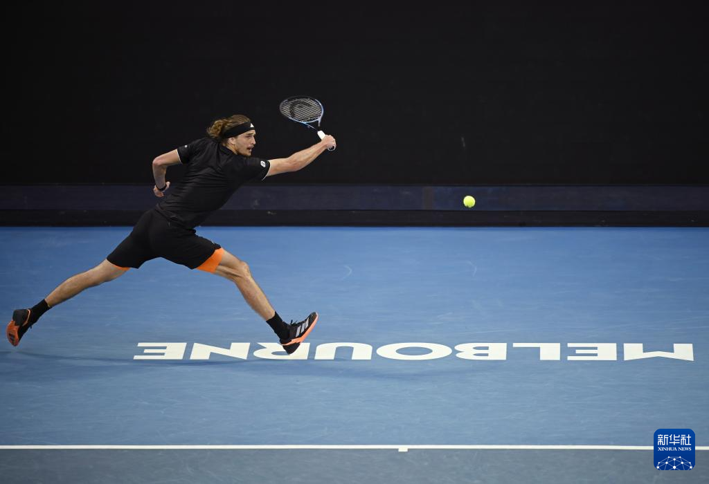 澳网：兹韦列夫晋级男单第四轮
