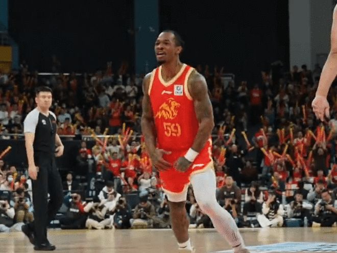 CBA揭幕战-胡金秋13+6广厦轻取山西 张宁原帅合砍1分