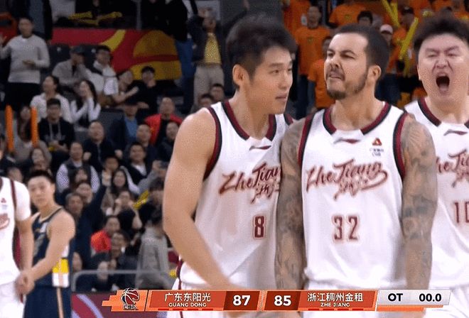 约克超远三分绝杀！浙江加时1分险胜广东 徐杰22分