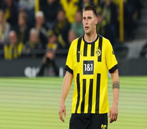 聚勒：多特这赛季堪称大起大落，球迷是我们在主场的竞争优势