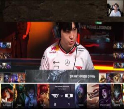 奇招DK在对阵T1第四局选出下路龙龟辅助+烬，对位T1的女枪+日女