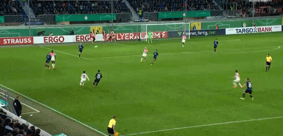 90分钟战报：勒沃库森1-1十人帕德博恩，格里马尔多任意球破门