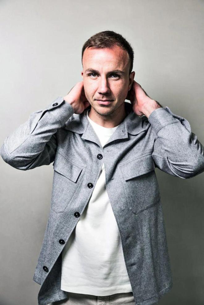 激情归于平淡，昔日金童想做个好人