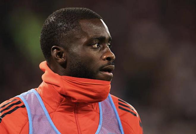 埃贝尔：能否在年底前完成于帕的续约工作？有信心但不能保证