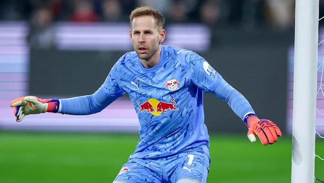 图片报：莱比锡想续约35岁门将古拉西奇，球员合同明夏到期