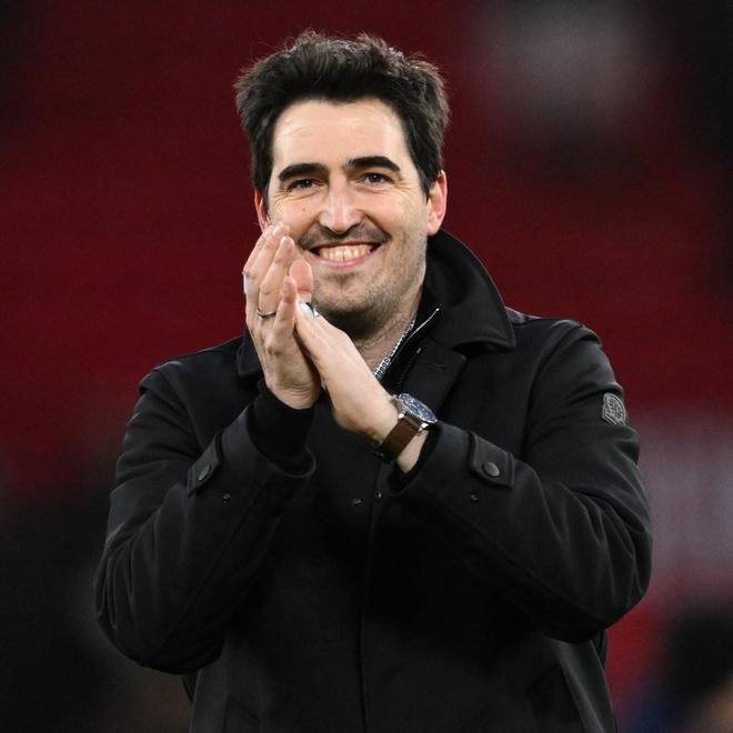 天空：伊劳拉不太可能执教切尔西，罗塞尼尔是目前的头号人选