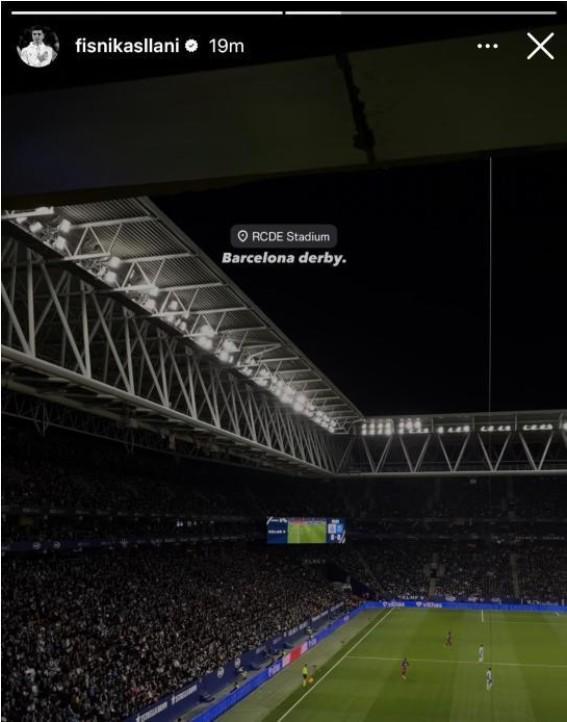 现场观战加泰德比，巴萨绯闻前锋阿斯拉尼晒自己看球的照片