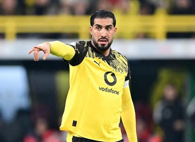 德天空：多特与埃姆雷-詹在进行续约谈判，但未达成任何协议