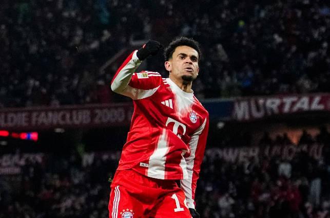 路易斯-迪亚斯前15场德甲参与17球，自有统计以来仅次于凯恩