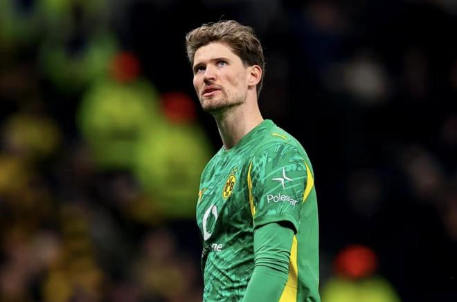 科贝尔：红牌打乱了比赛，下半场热刺踢得更消极了