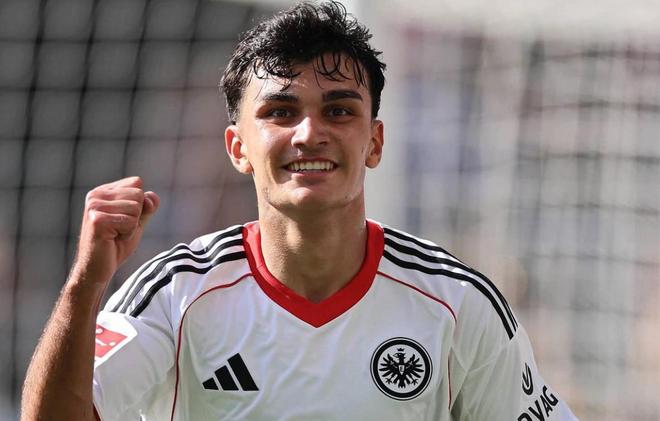 跟隊：尤文密切關注詹烏尊，法蘭克福對球員估價超7000萬歐