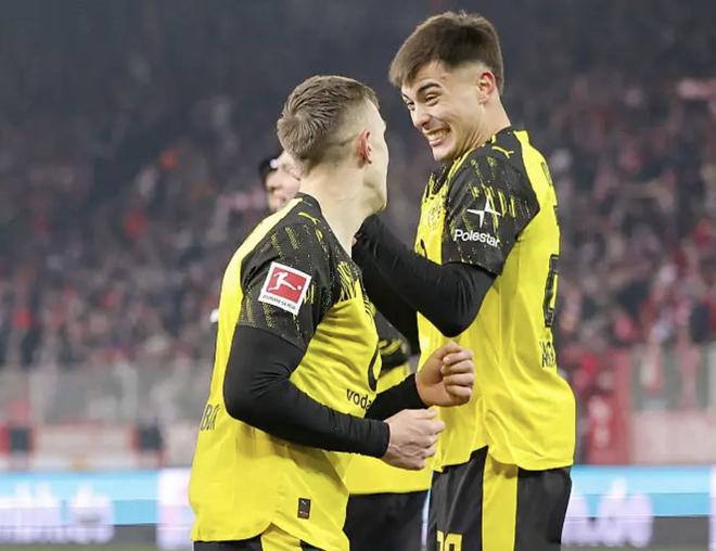 德天空：安塞尔米诺本想继续留在多特；多特正评估是否需引援