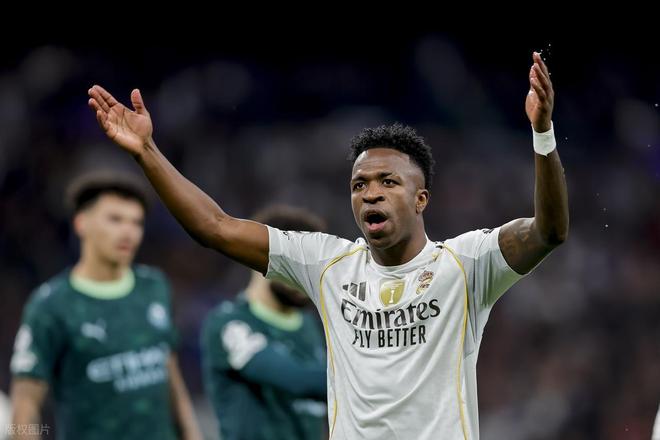 姆巴佩替补罗德里戈破门 哈兰德点射 曼城连追2球 半场2：1皇马