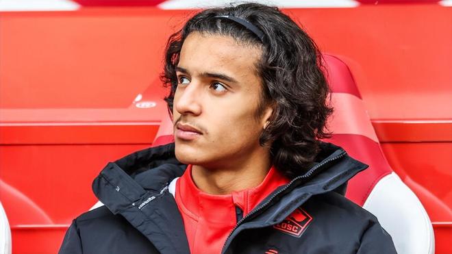 18岁法国中场天才新星横空出世，开价6000万欧，7大豪门抢疯了