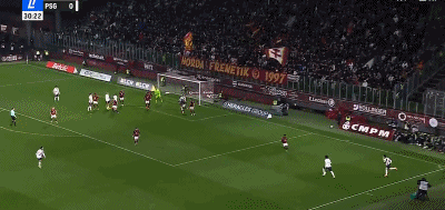 半场：巴黎2-1梅斯，贡萨洛破门，恩贾恩图攻入处子球