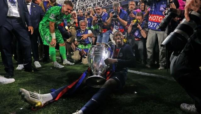 登贝莱当选2025世界足球先生