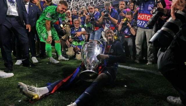 【早报】一炮双响！登贝莱加冕世界足球先生！