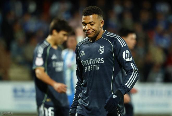 后防玩火！姆巴佩造3球 皇马险胜晋级国王杯16强 西甲第3爆冷出局