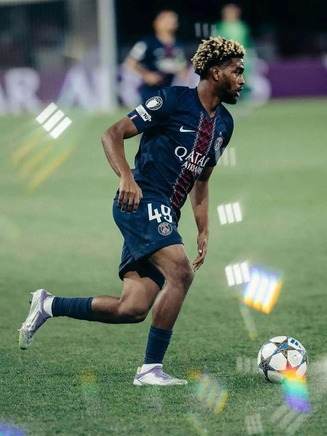 又在酝酿集体官宣，大巴黎的续约策略是怎么回事？