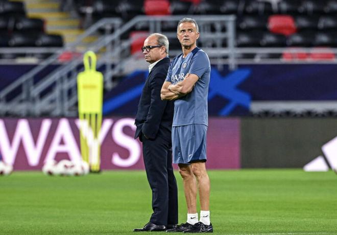 巴黎人报：大巴黎明确关注本菲卡的阿尼西奥和拉斐尔-金塔斯