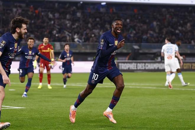 巴黎近13届法国超级杯12次夺冠,只在2021年输给里尔 巴黎近13届法国超级杯12次夺冠,只在2021年输给里尔