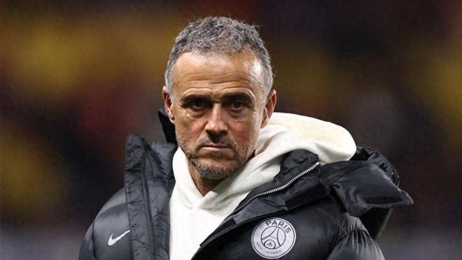 恩里克拒与巴黎续约？真相揭晓：双方关系稳固，夏季引援已在规划