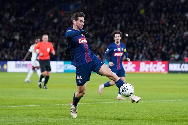 斯基拉：法比安即将与巴黎续约至2029年，交易已敲定并确认