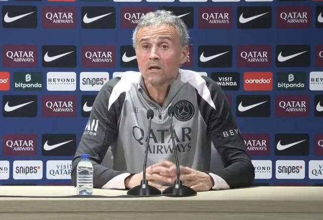 恩里克:为什么目前巴黎不是法甲第一?因为有球队连赢了10场 恩里克:为什么目前巴黎不是法甲第一?因为有球队连赢了10场