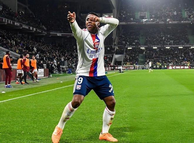 生涯第二场法甲就戴帽，恩德里克位列里昂队史第二