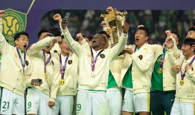 新国足年内重组无望 邵佳一大换血弃用4大老将 3大新星成中流砥柱