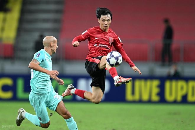 喜讯！邵佳一正式敲定新归化入选国足，有望直接踢主力，能力出众