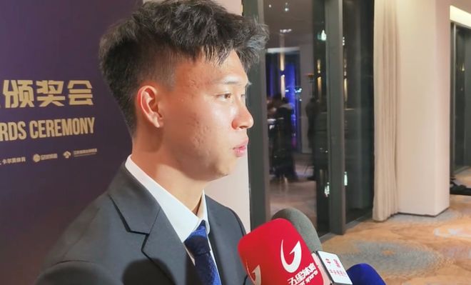 19岁王钰栋放话：要率国足进世界杯！连说2次“保密”暗示或留洋