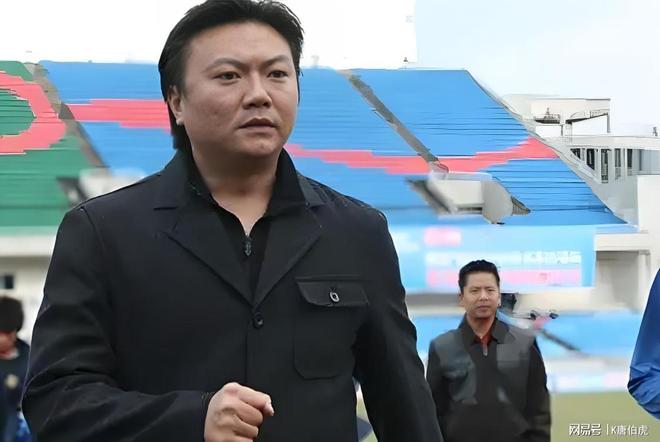 魏群的国家队生涯为何没能如同在川足一样辉煌？