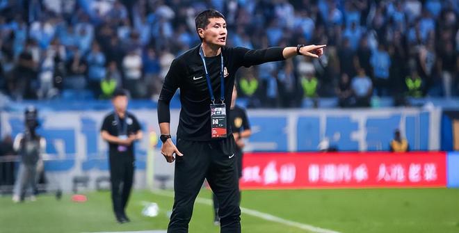 李明刚辞任国安队总经理，就有球迷推荐他去国足，直接辅佐邵佳一