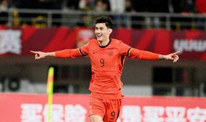 拜合拉木继续凶朱鹏宇小鲍回归 U22国足4球大胜 亚洲杯首战伊拉克