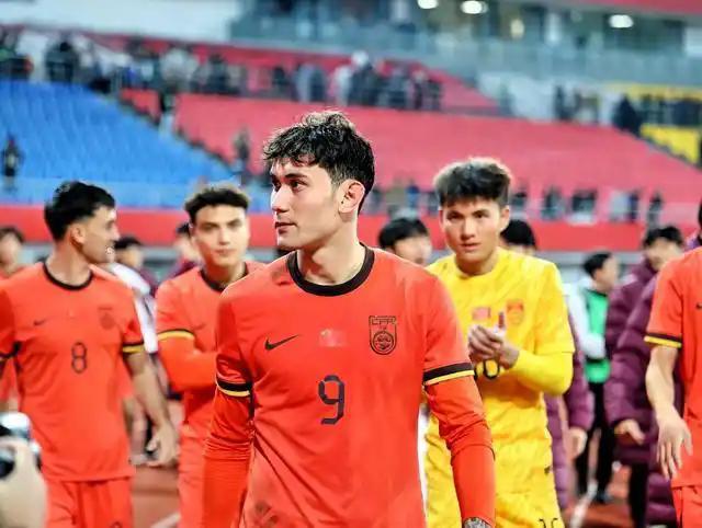 U22国足兵发阿联酋 亚洲杯前踢4场热身赛