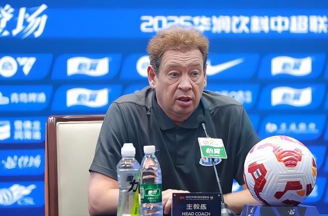 昔日跟李金羽齐名的他，如今官宣出任苏超盐城新帅，曾多次进国足