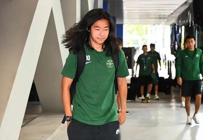 邵佳一胆子真大！或考虑帮助李提香圆梦让他首进国足，以官宣为准