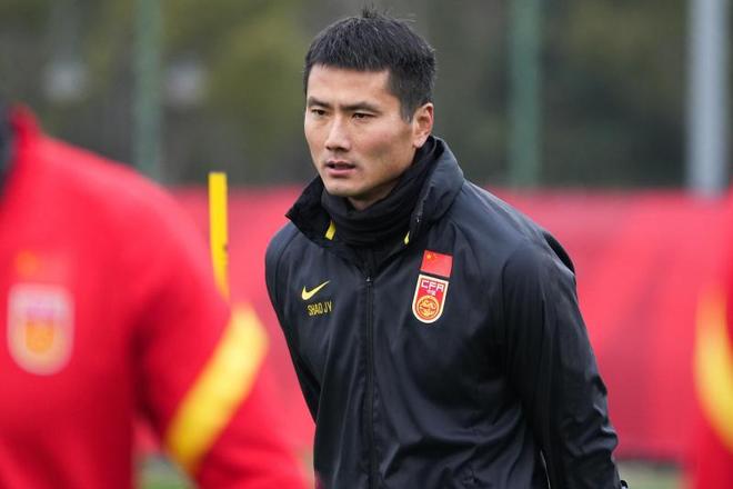 关注｜国足考虑明年1月初冬训 分国内、国外两阶段进行