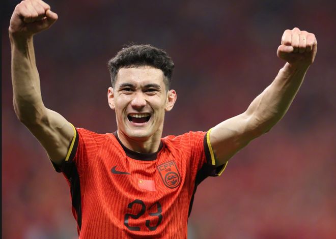 亚国联或利好国足！媒体人热议：邵佳一严峻考验，比亚洲杯过瘾