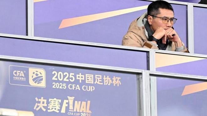 新民场外音丨“亚国联”来了，对邵佳一的新国足是雪中送炭？