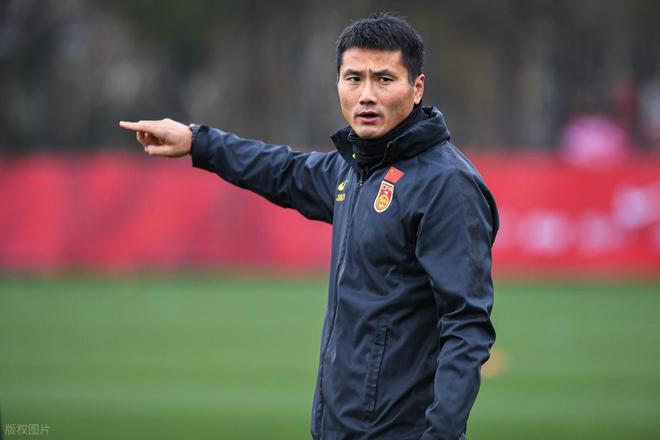 邵佳一新官上任！国足洗牌，首次集训+大名单选拔标准，3归化入选