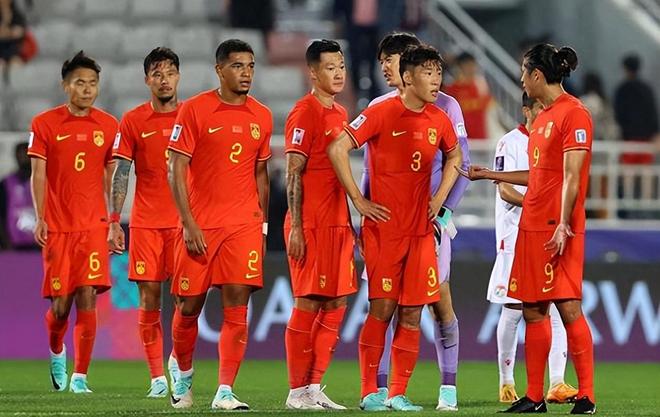 国足换血阵容大势所趋，但有5位功勋老将，邵佳一肯定不舍得弃用