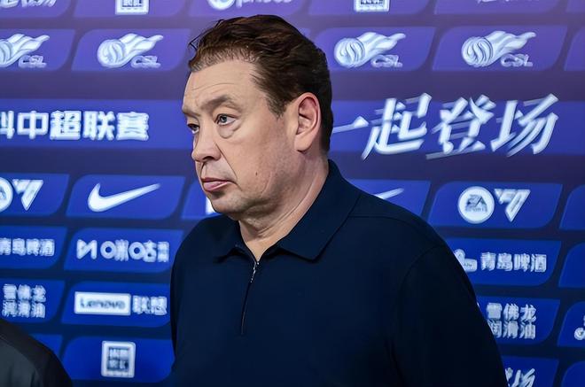 国足7朝元老将驰援中国女足教练组！未来他有望挑大梁，值得期待