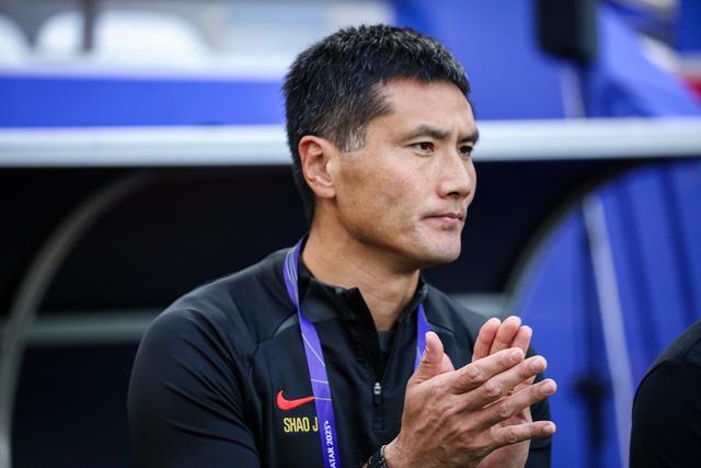 马德兴：邵佳一和国足要先稳住FIFA排名，亚洲杯在第三档签位