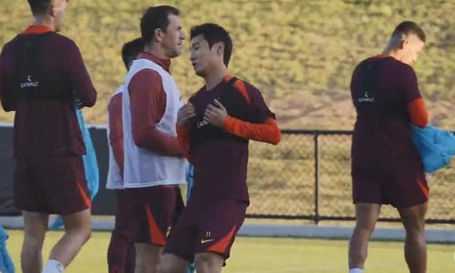 刘主任回海港更难进国家队！邵佳一宁选三个老腰，也不招英博队长