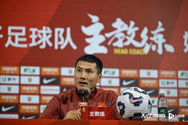 对照前任，国足新帅邵佳一的执教目标、人标准有何新意？