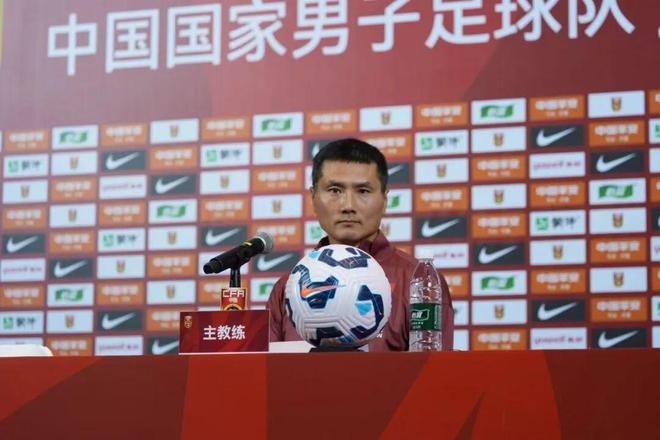 邵佳一：渴望带领国足参加世界杯