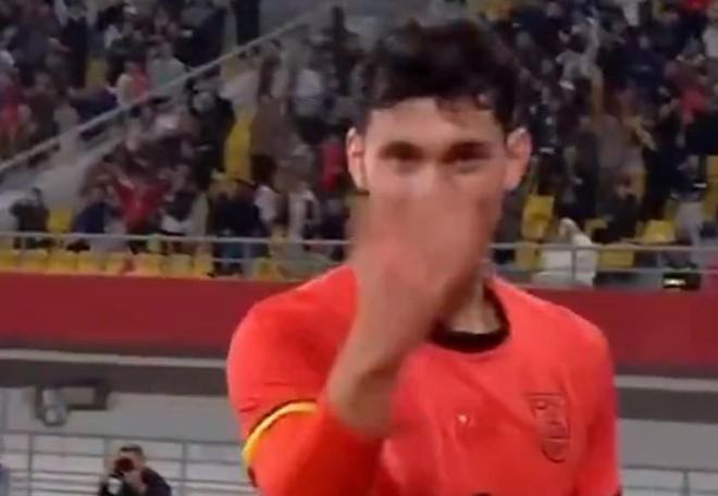 记者：拜合拉木是U23国足体系的桥头堡，是战术中的重要棋子