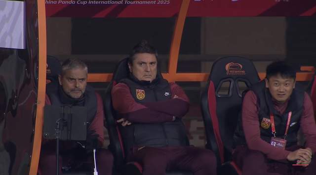 CCTV5直播，U23国足首战争取不败，王钰栋搭档拜合拉木，务实反击